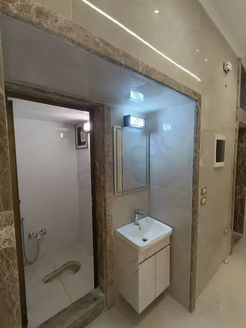 uploads/advertisements/images/للبيع_شقة_من_المالك_في_معضمية_الشام__10_-1787864505775.webp