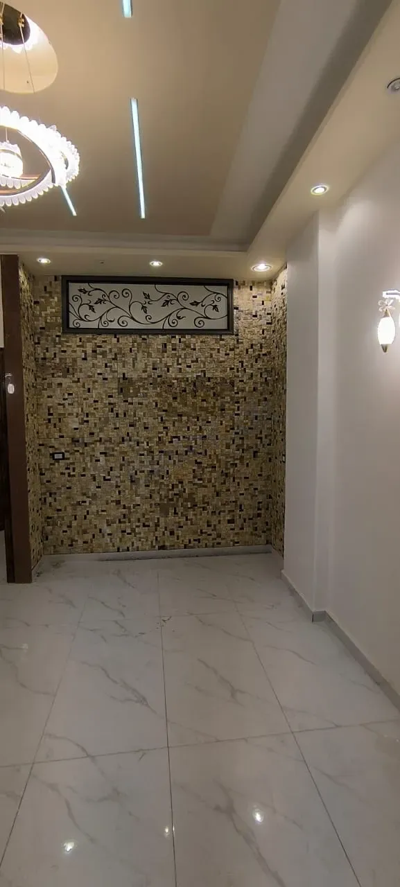 uploads/advertisements/images/للبيع_شقة_من_المالك_في_معضمية_الشام__1_-1787318092568.webp