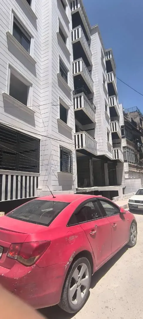 uploads/advertisements/images/للبيع_شقة_من_المالك_في_معضمية_الشام__3_-1786974849679.webp