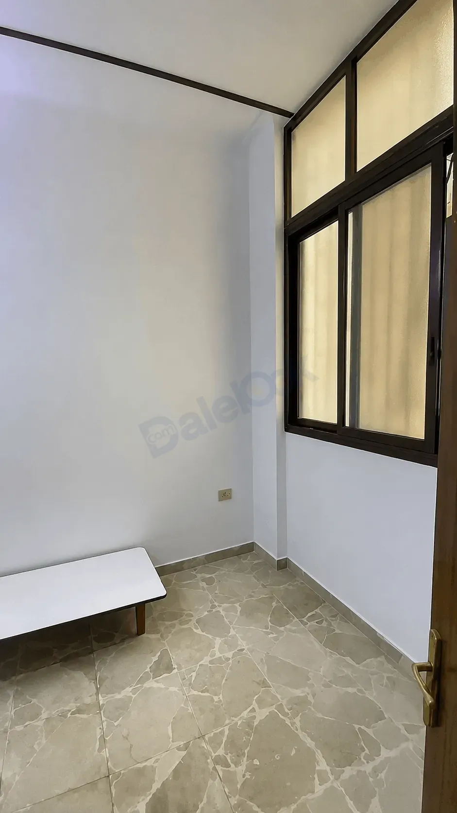 uploads/advertisements/images/للبيع_شقة_واسعة_في_عين_ترما_الزينية__1_-1784925182386.webp