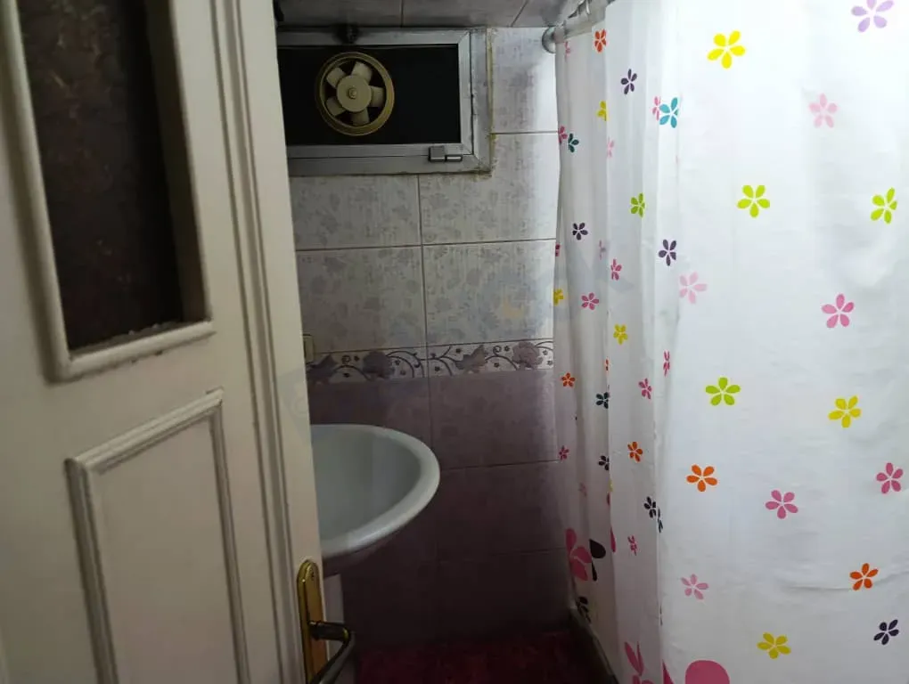 uploads/advertisements/images/للبيع_شقتين_و_سطح_ملكية_واحدة_في_ببيلا__11_-1785077939157.webp
