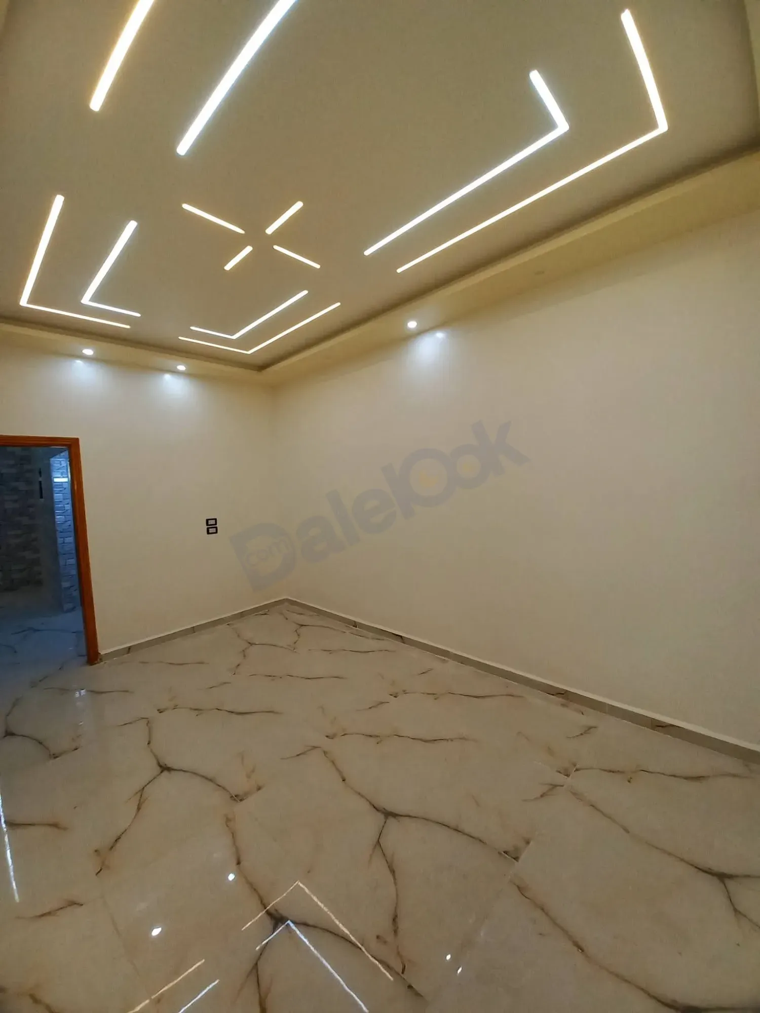 للبيع شقق بيت سحم  قرب مسجد فاطمة الزهراء