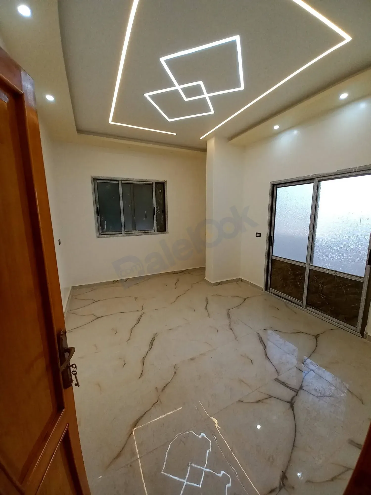 للبيع شقق بيت سحم  قرب مسجد فاطمة الزهراء