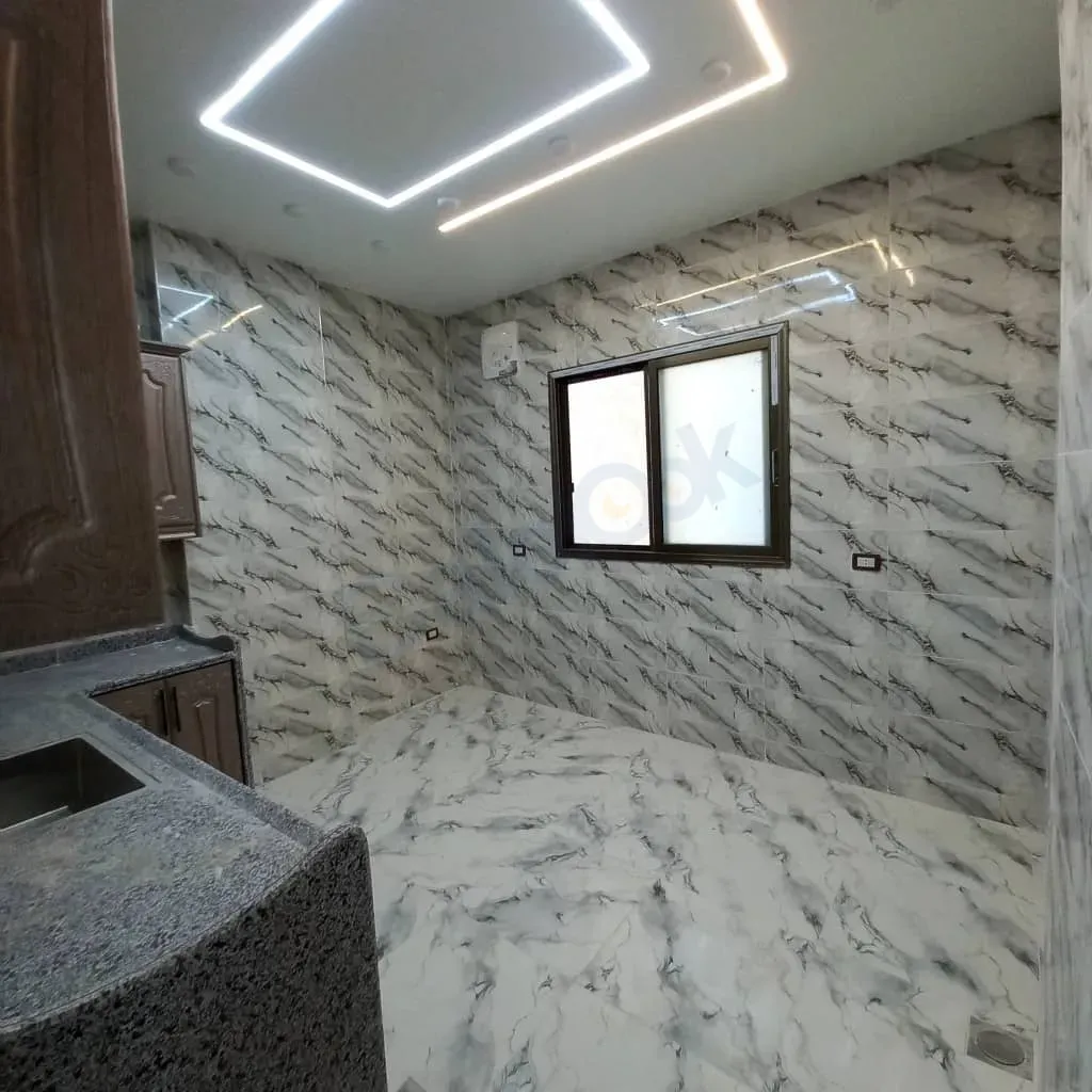 uploads/advertisements/images/للبيع_شقق_بيت_سحم__قرب_مفرق_سوق_الشرائي_عشارع_العام__6_-1788989024234.webp