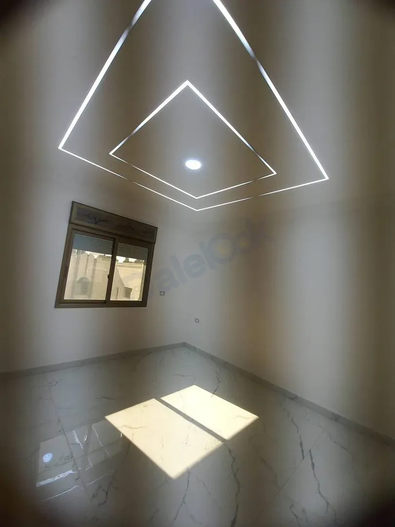 uploads/advertisements/images/للبيع_شقق_سكنية_قيد_التشطيب_في_تنظيم_البويقية__7_-1783364606588.webp