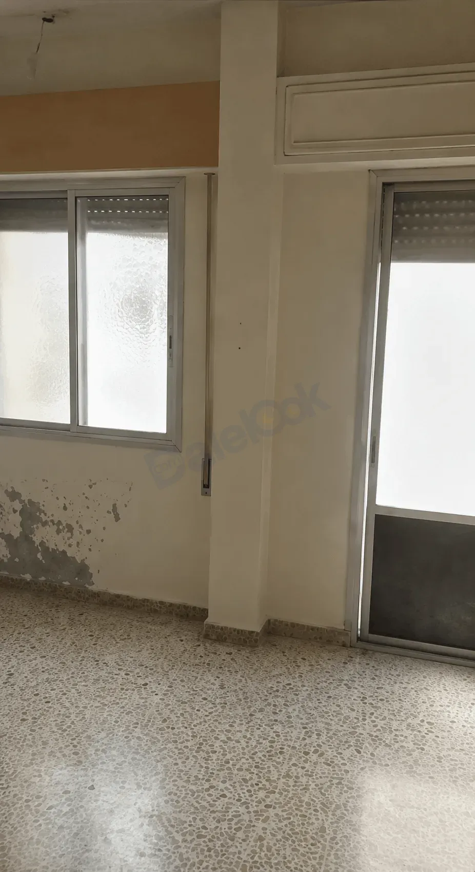 uploads/advertisements/images/للبيع_شقه_سكنيه__في_حرستا_حي_السيل__4_-1784139578118.webp