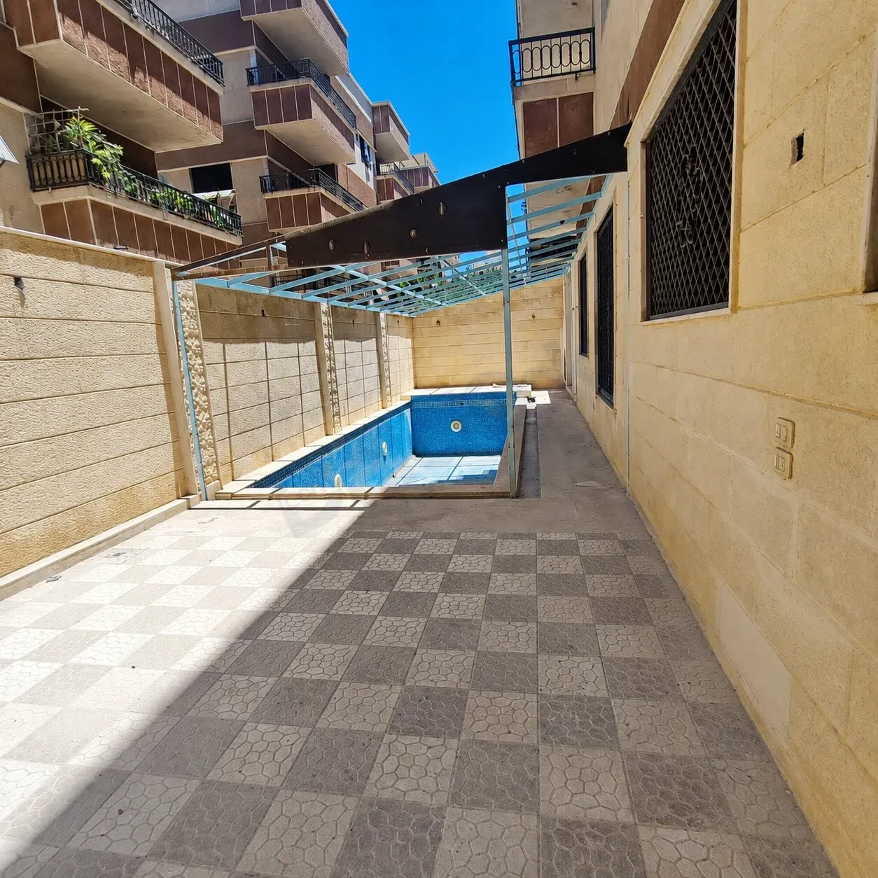 uploads/advertisements/images/للبيع_عقار_بسعر_ممتاز_بجديدة_عرطوز__12_-1788462985874.webp
