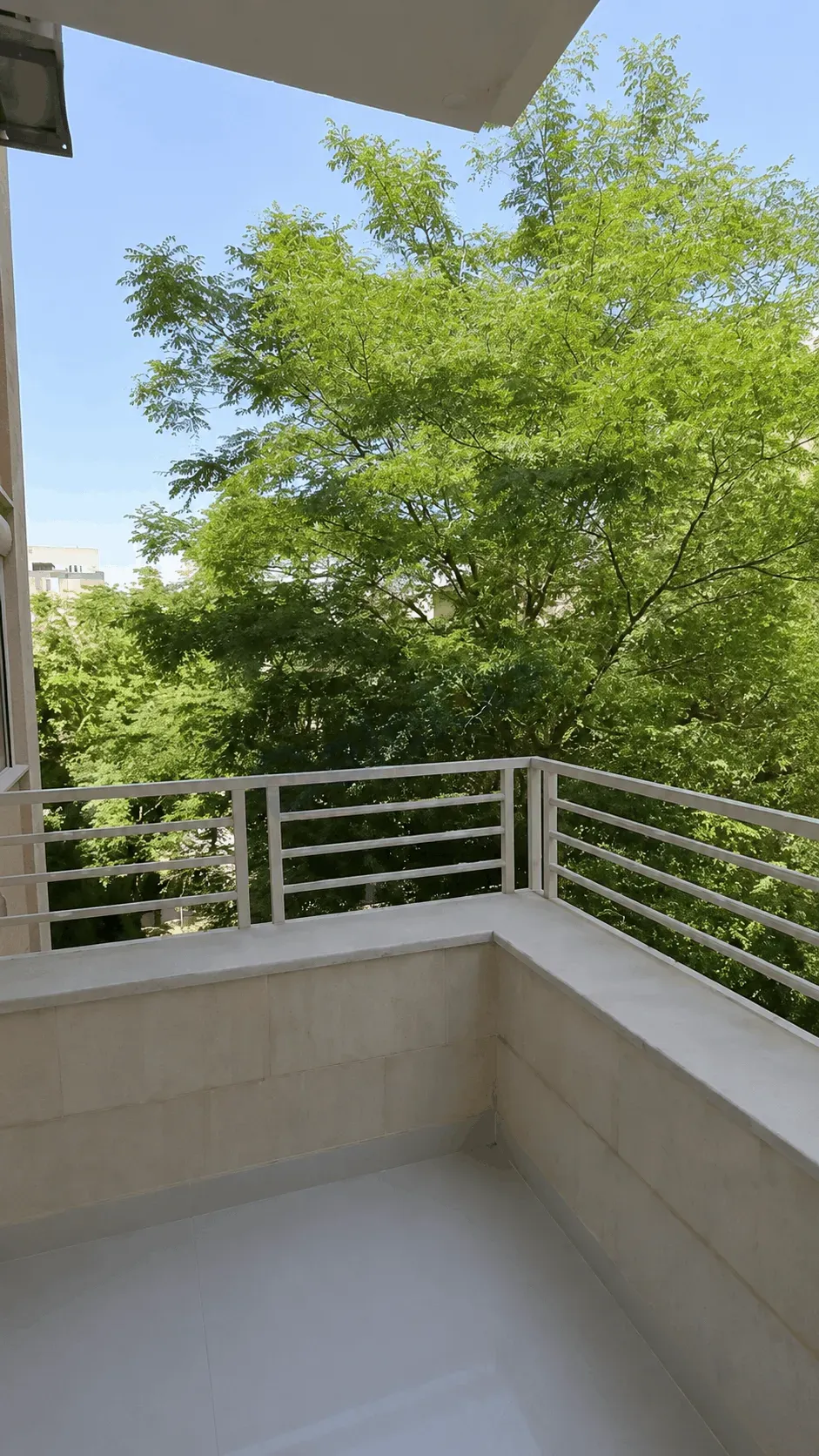 uploads/advertisements/images/للبيع_في_جرمانا_بموقع_مميز_الروضة_الكورنيش__3_-1783884726316.webp
