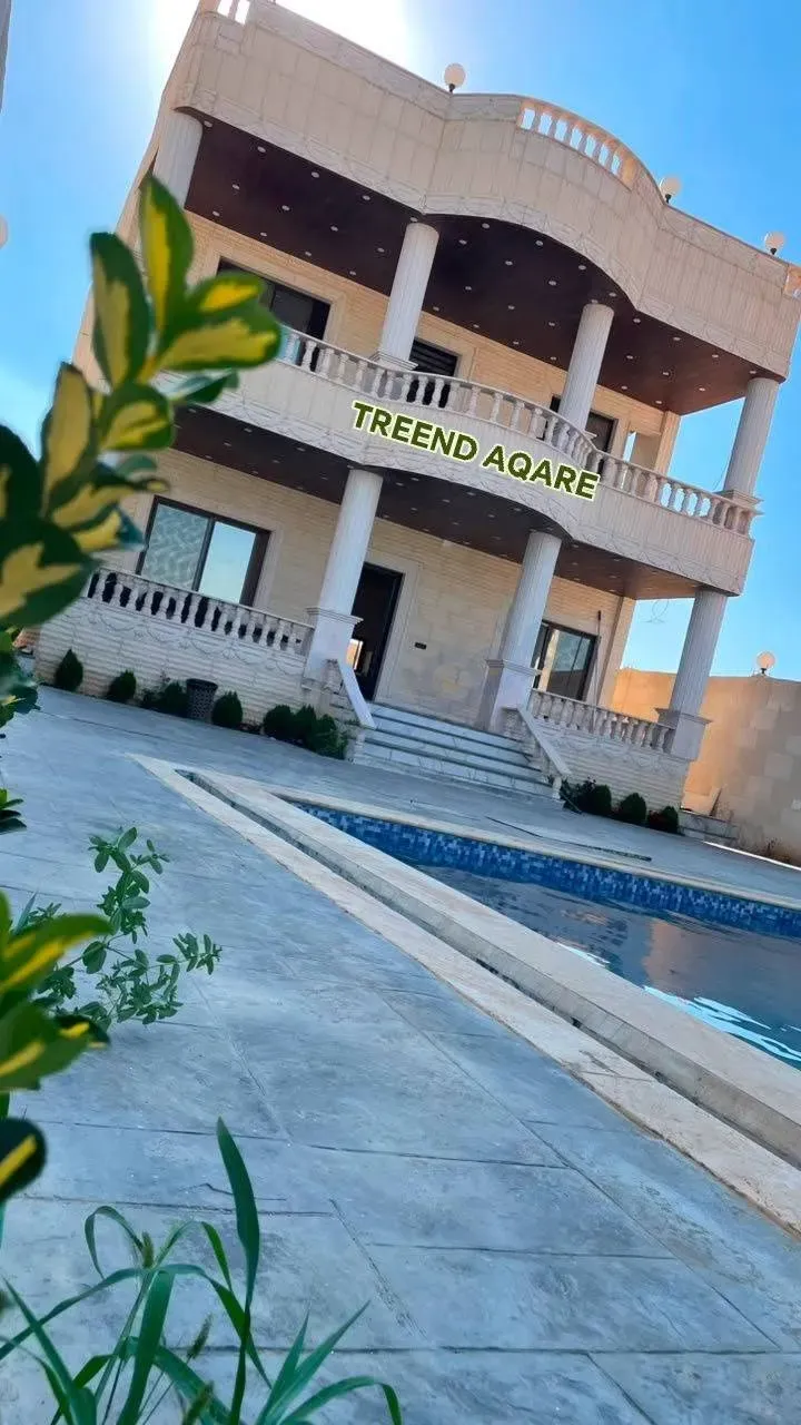 للبيع فيلا 1000متر في جديدة عرطوز البلد