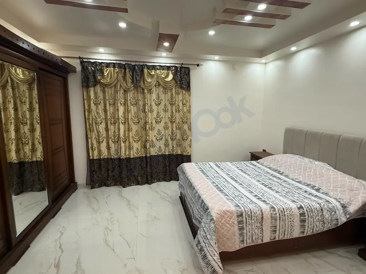 uploads/advertisements/images/للبيع_فيلا_بسعر_مميز_في_الزبداني_التكية__10_-1784721421338.webp