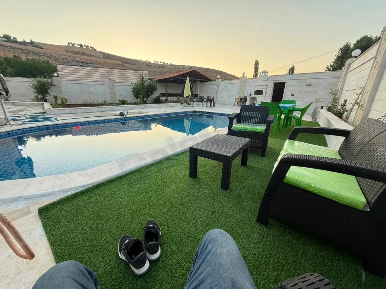 uploads/advertisements/images/للبيع_فيلا_بسعر_مميز_في_الزبداني_التكية__13_-1784721421340.webp