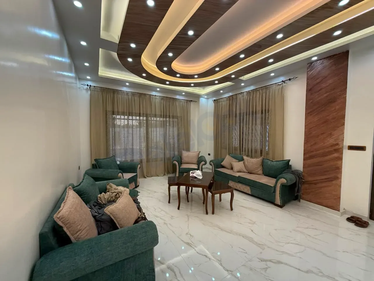 uploads/advertisements/images/للبيع_فيلا_بسعر_مميز_في_الزبداني_التكية__9_-1784721421338.webp