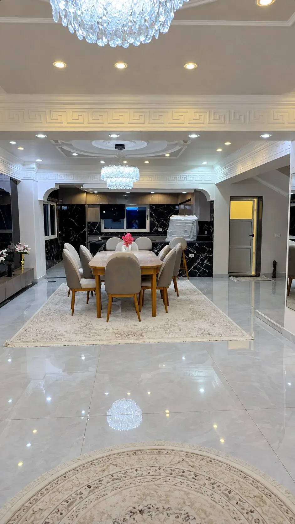 uploads/advertisements/images/للبيع_فيلا_بموقع_فخم_في_دروشا__19_-1788636759876.webp