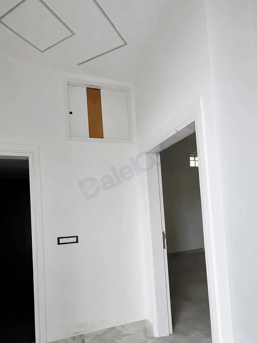 uploads/advertisements/images/للبيع_فيلا_طريق_المطار_الجسر_الخامس__5_-1784572309565.webp
