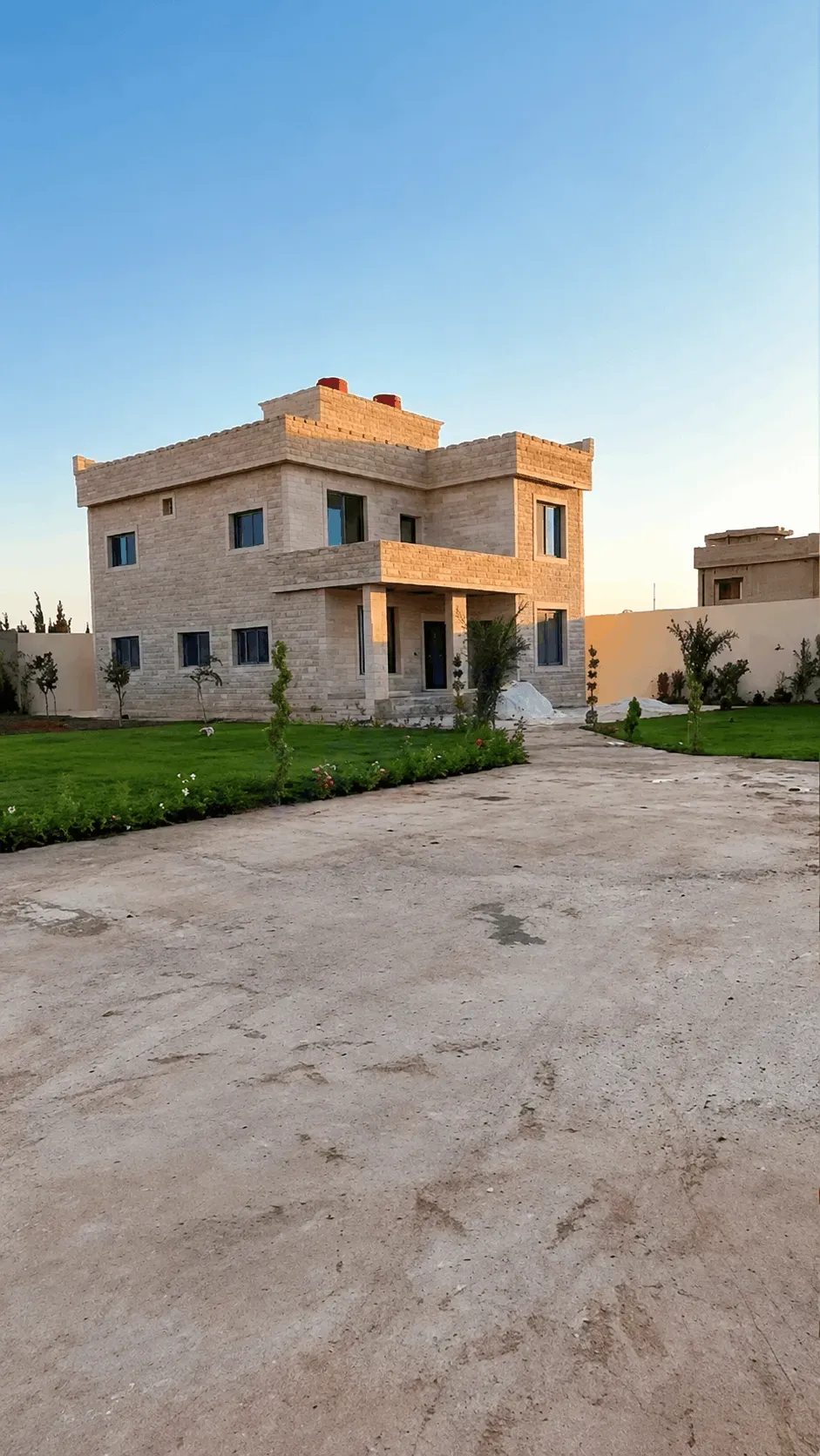 uploads/advertisements/images/للبيع_فيلا_عدد_2_في_دروشا__7_-1784675236242.webp