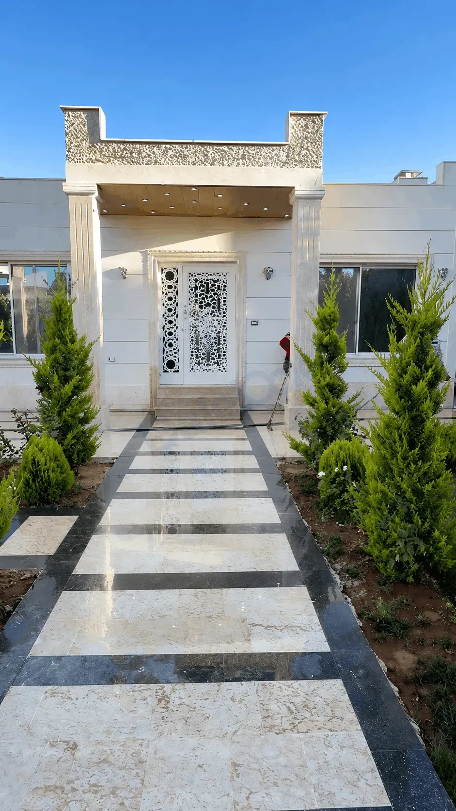 uploads/advertisements/images/للبيع_فيلا_في_دروشا_ضمن_شارع_سكني__3_-1784677954378.webp