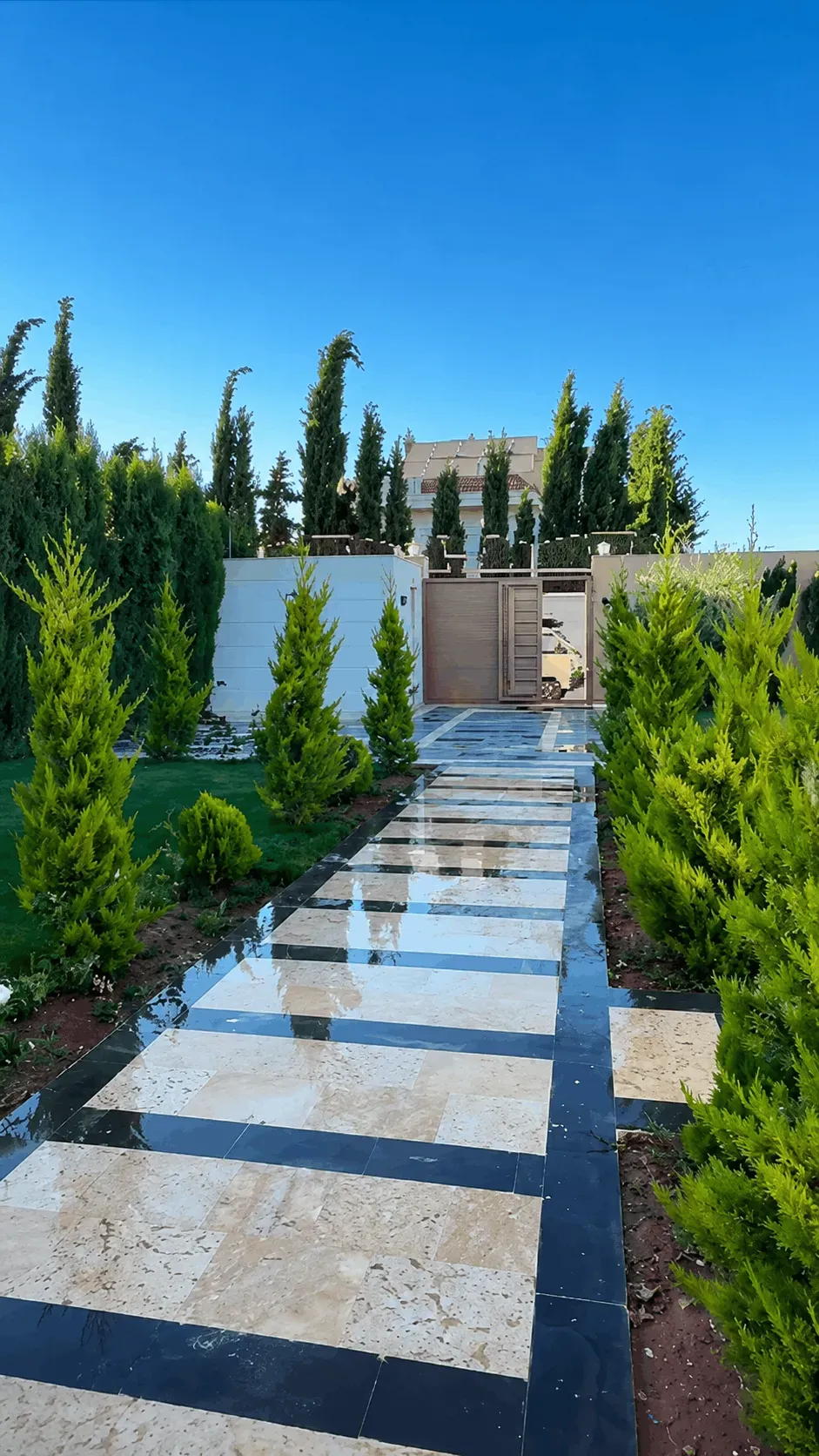 uploads/advertisements/images/للبيع_فيلا_في_دروشا_ضمن_شارع_سكني__9_-1784677954380.webp
