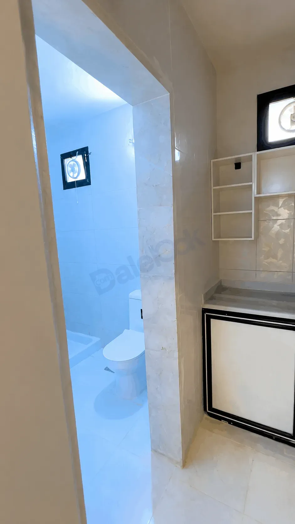 uploads/advertisements/images/للبيع_فيلا_مع_الفرش_في_يعفور__13_-1785022581059.webp