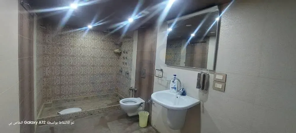 uploads/advertisements/images/للبيع_فيلا_ملكية_في_دمشق_كروم_مضايا__1_-1789603262442.webp