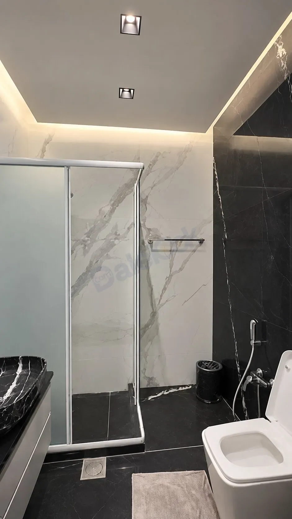 uploads/advertisements/images/للبيع_فيلا_ملكية_مع_الفرش_في_دمشق_كروم_مضايا__2_-1789602927022.webp
