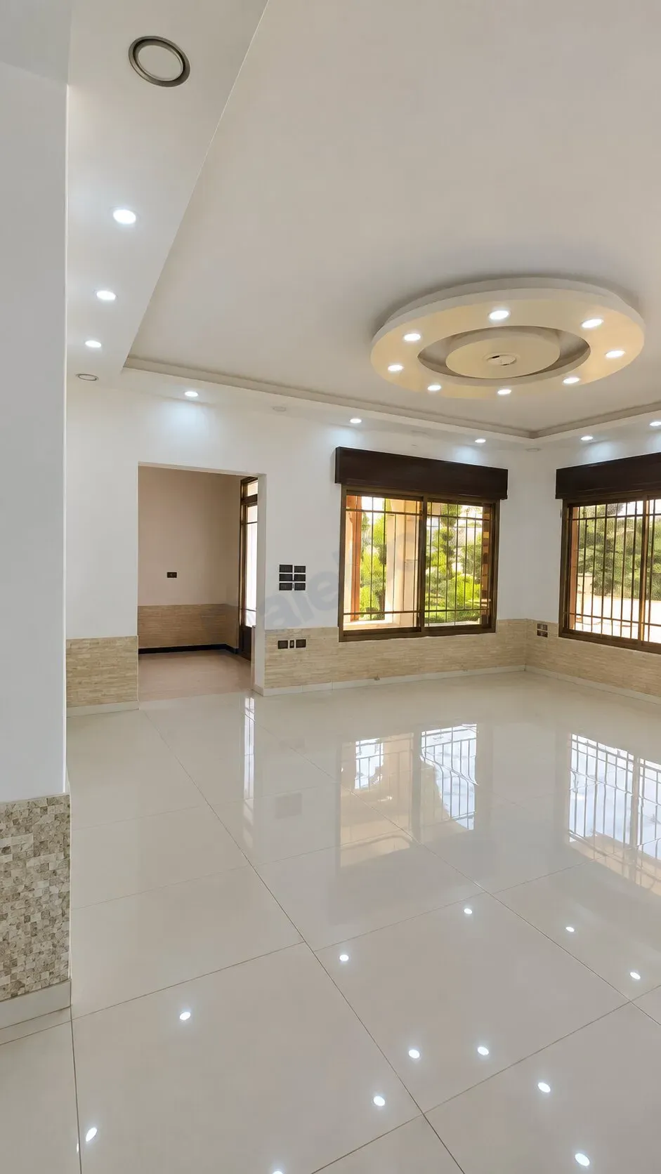 uploads/advertisements/images/للبيع_فيلا_مميزة_في_دروشا_شارع_القصور__1_-1789334826322.webp