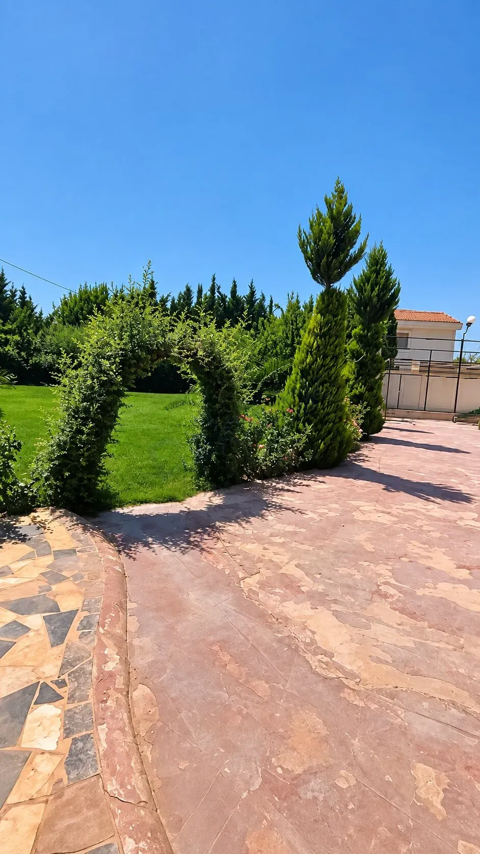 uploads/advertisements/images/للبيع_فيلا_مميزة_في_دروشا_شارع_القصور__9_-1789334826321.webp