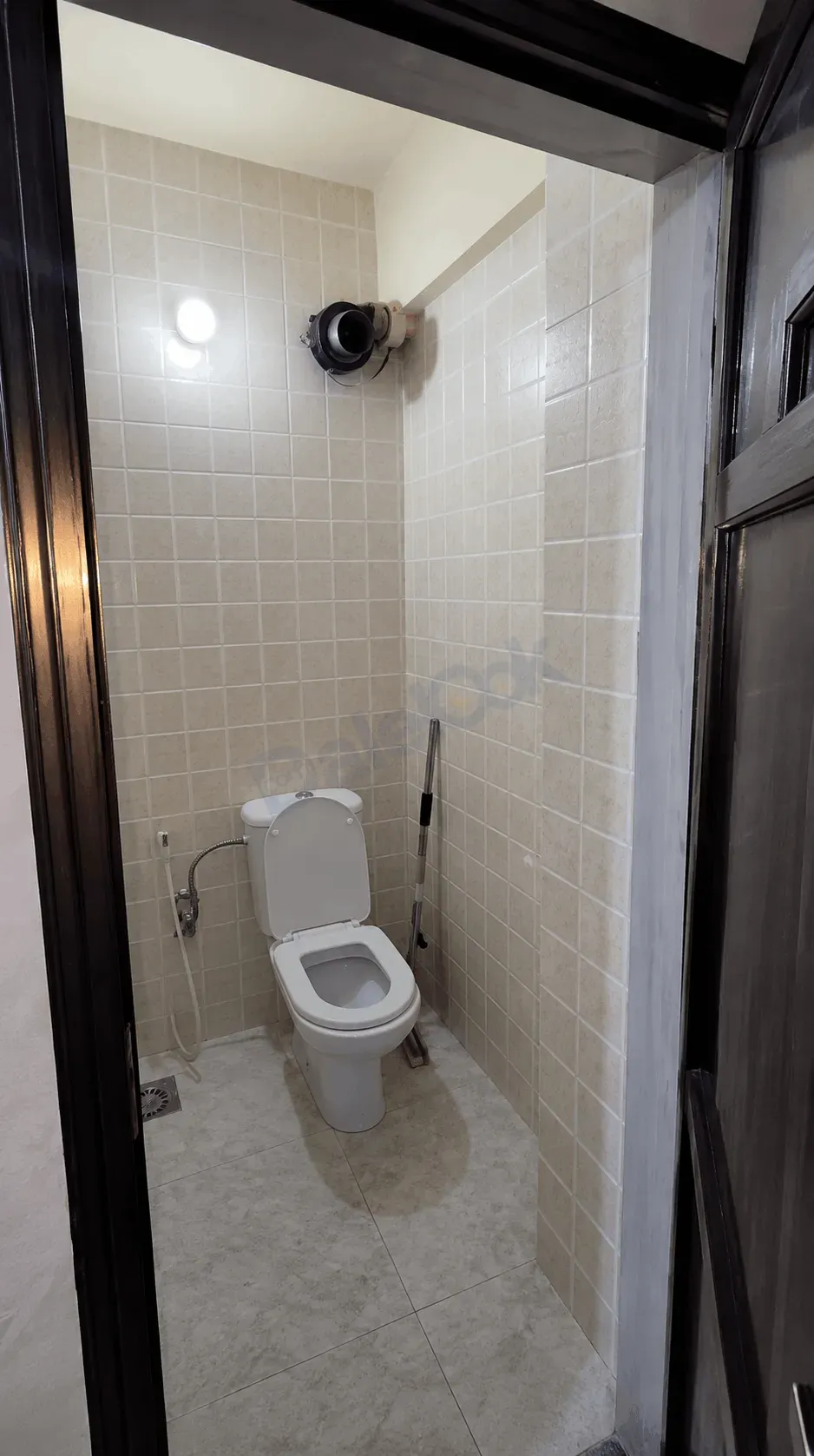 uploads/advertisements/images/للبيع_قبو_فايش_شرقي_التجارة_جانب_برج_الروس__11_-1784149779937.webp