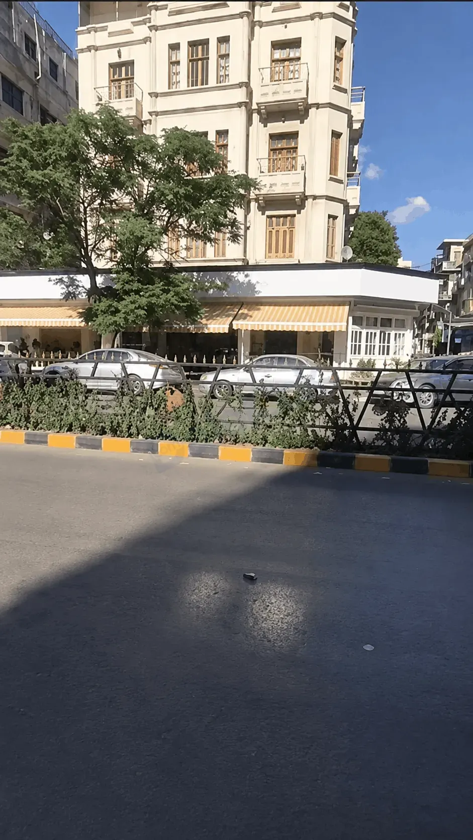 للبيع محل تجاري بمنطقة شارع ٢٩ ايار