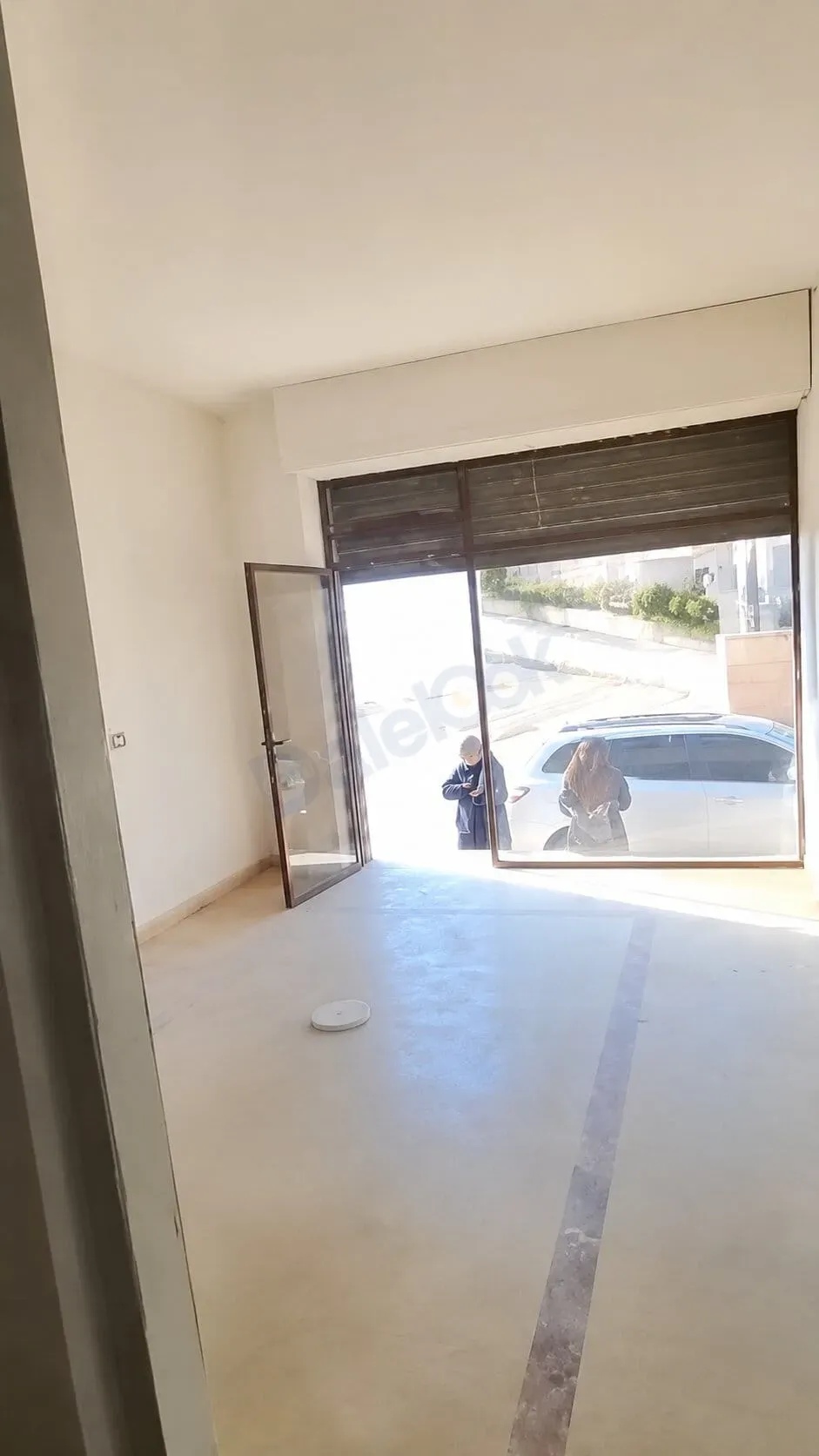 للبيع محل تجاري في الهامة العيون