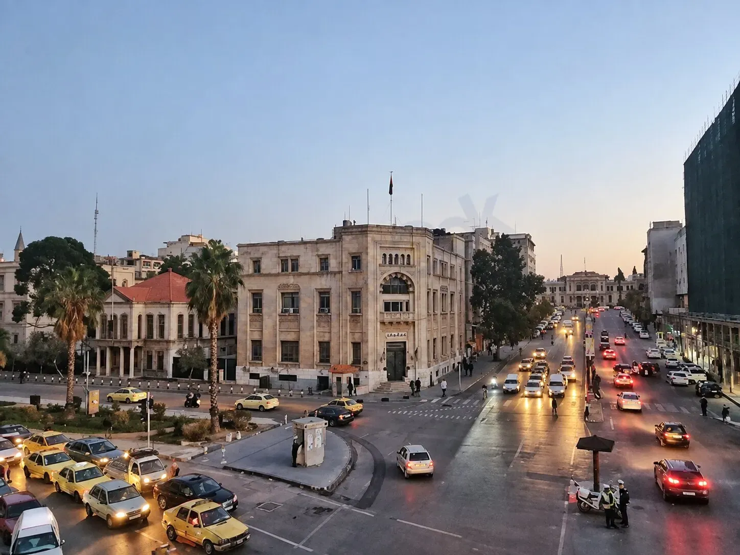 للبيع محل تجاري مميز في جسر فكتوريا