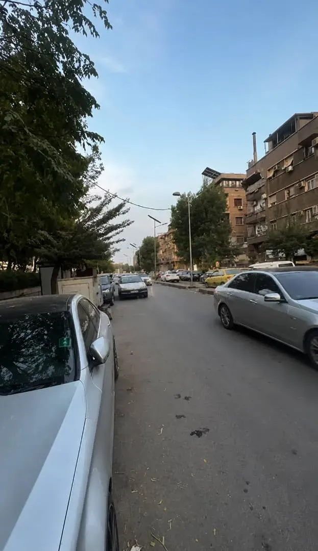 للبيع محل في ركن الدين قرب شارع ابن النفيس