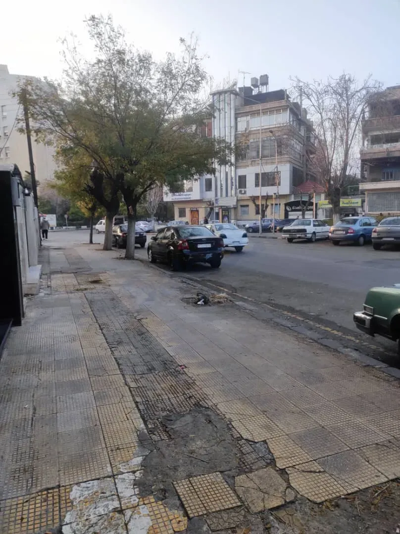 uploads/advertisements/images/للبيع_محل_في_شارع_بغداد_من_المالك__1_-1785531728304.webp