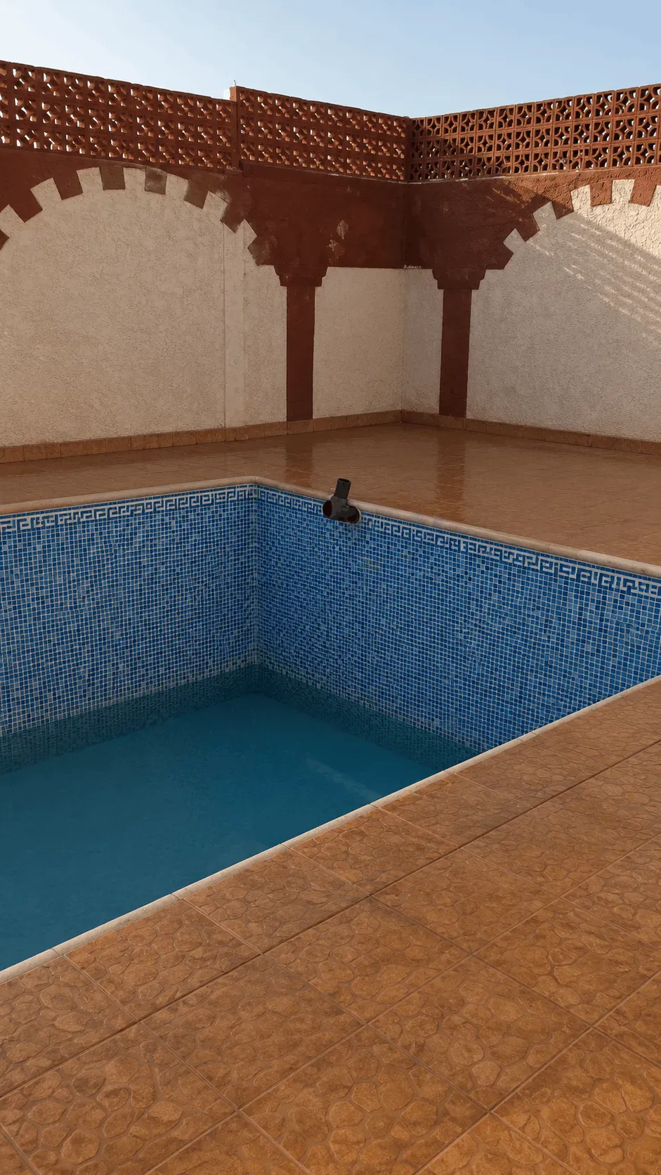 uploads/advertisements/images/للبيع_مزرعة_جاهزة_للسكن_في_بيت_سوا__7_-1782668987271.webp