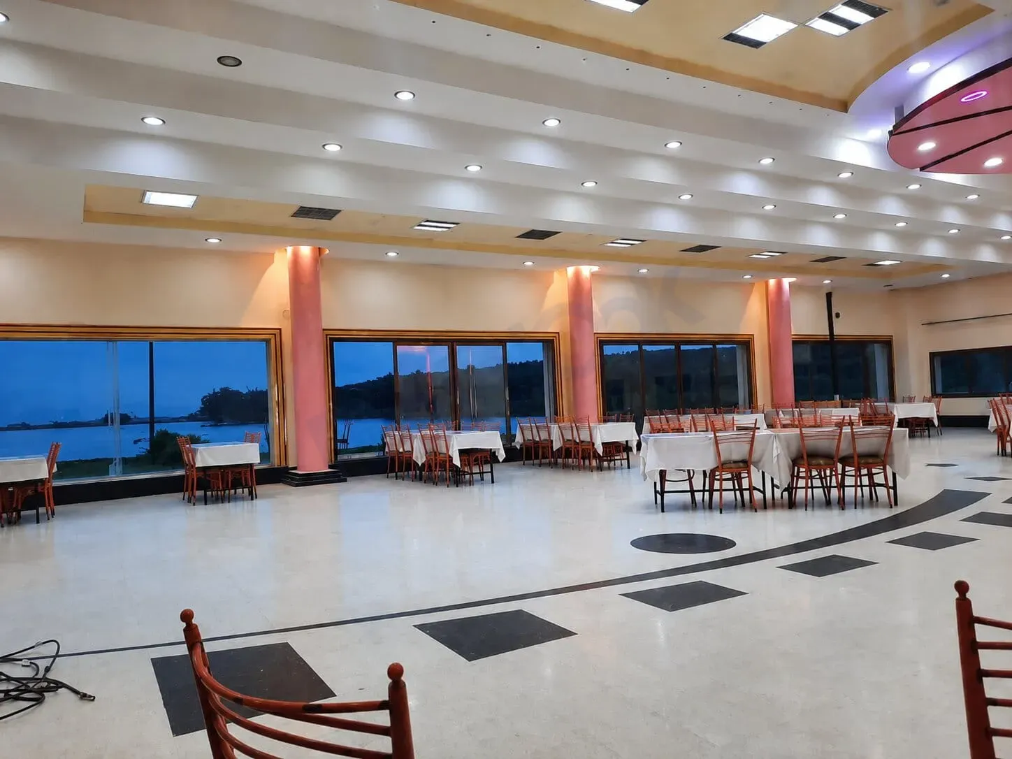 uploads/advertisements/images/للبيع_مطعم_سياحي_مرخص_في_حمص__6_-1785936363189.webp