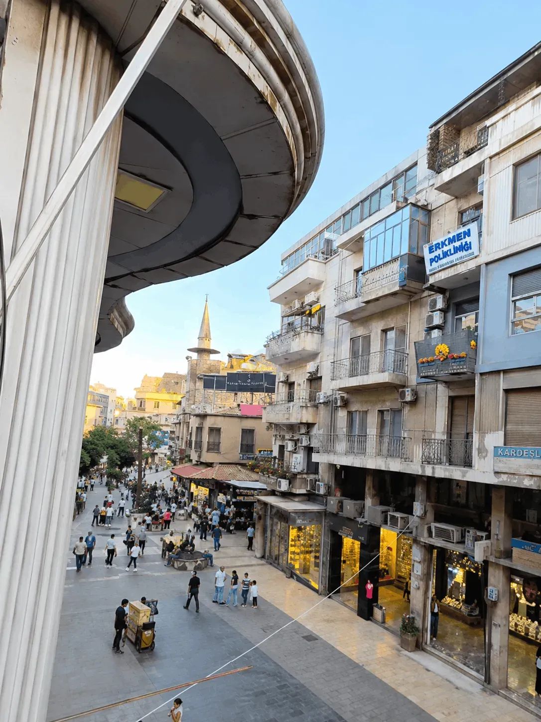 uploads/advertisements/images/للبيع_مكتب_تجاري_بسوق_الصالحية__3_-1784552496239.webp