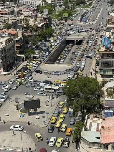 للبيع مكتب في شارع الثورة