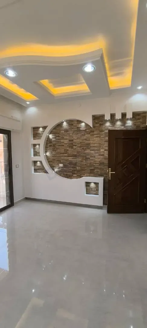uploads/advertisements/images/للبيع_من_المالك_شقة_في_معضمية_الشام__13_-1786387470026.webp