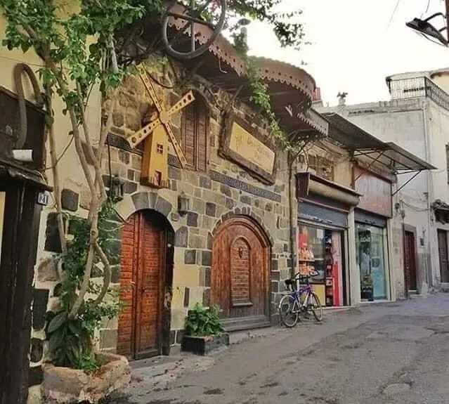 للبيع منزل تراثي في باب توما