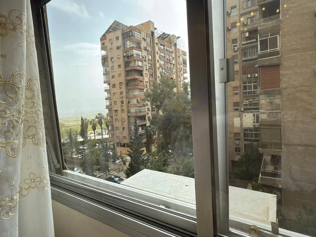 uploads/advertisements/images/للبيع_منزل_سكني_في_أوتوستراد_المزة_المروحيات__9_-1787059353671.webp