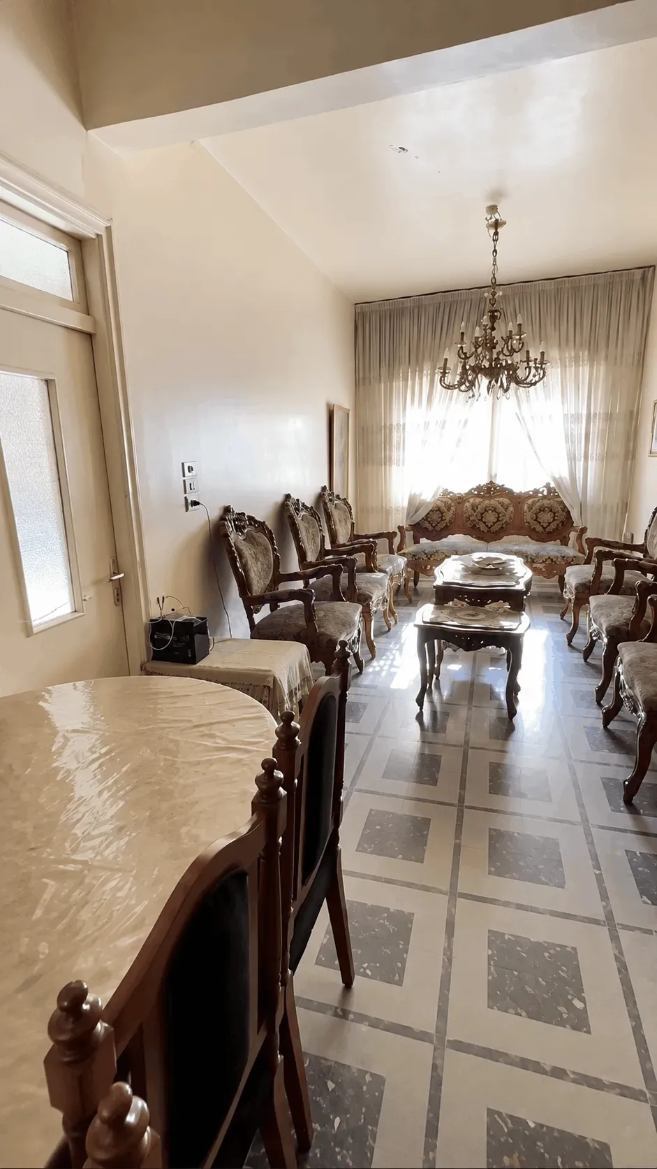 uploads/advertisements/images/للبيع_منزل_سكني_في_التجارة__7_-1784849737681.webp