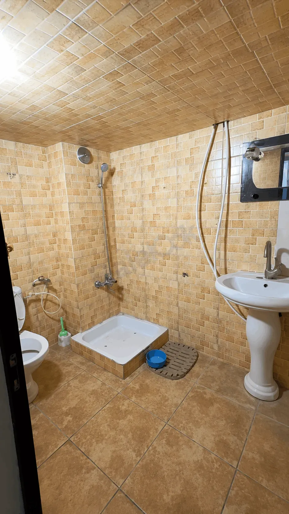 uploads/advertisements/images/للبيع_منزل_سكني_في_التجارة_امتداد_مركز_الياس_دحدل__11_-1784845499996.webp