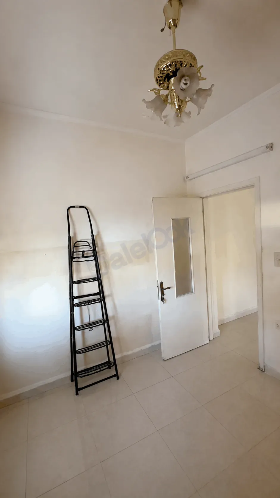 uploads/advertisements/images/للبيع_منزل_سكني_في_العباسيين__7_-1784757559240.webp