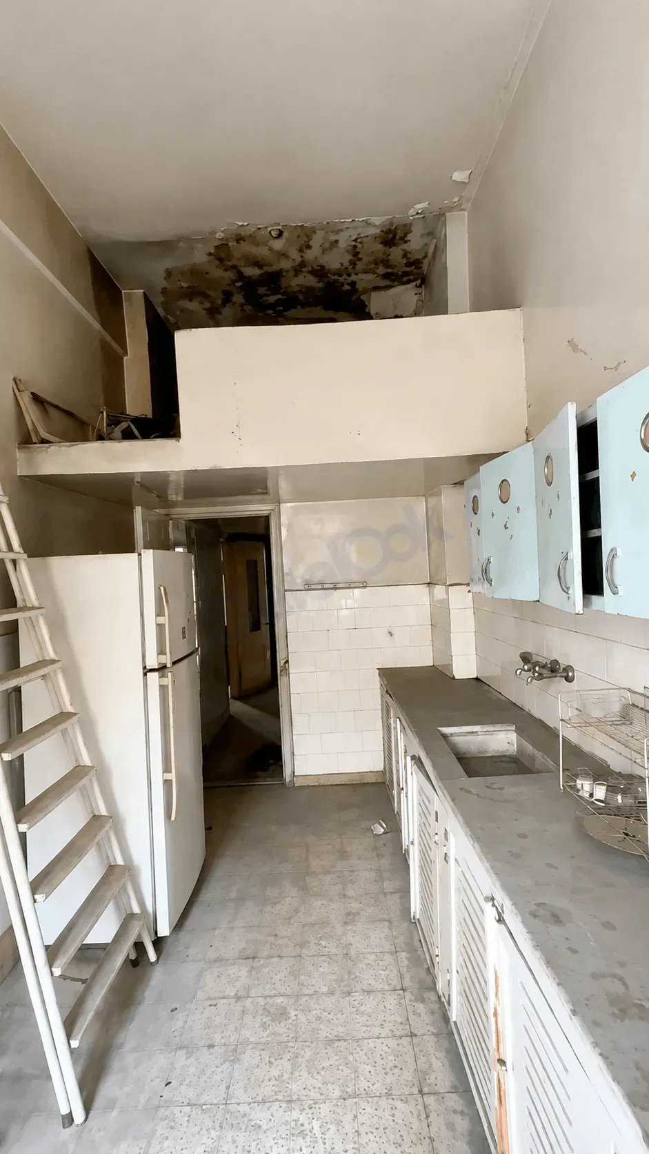uploads/advertisements/images/للبيع_منزل_سكني_في_القصاع_برج_الروس__1_-1784996529158.webp