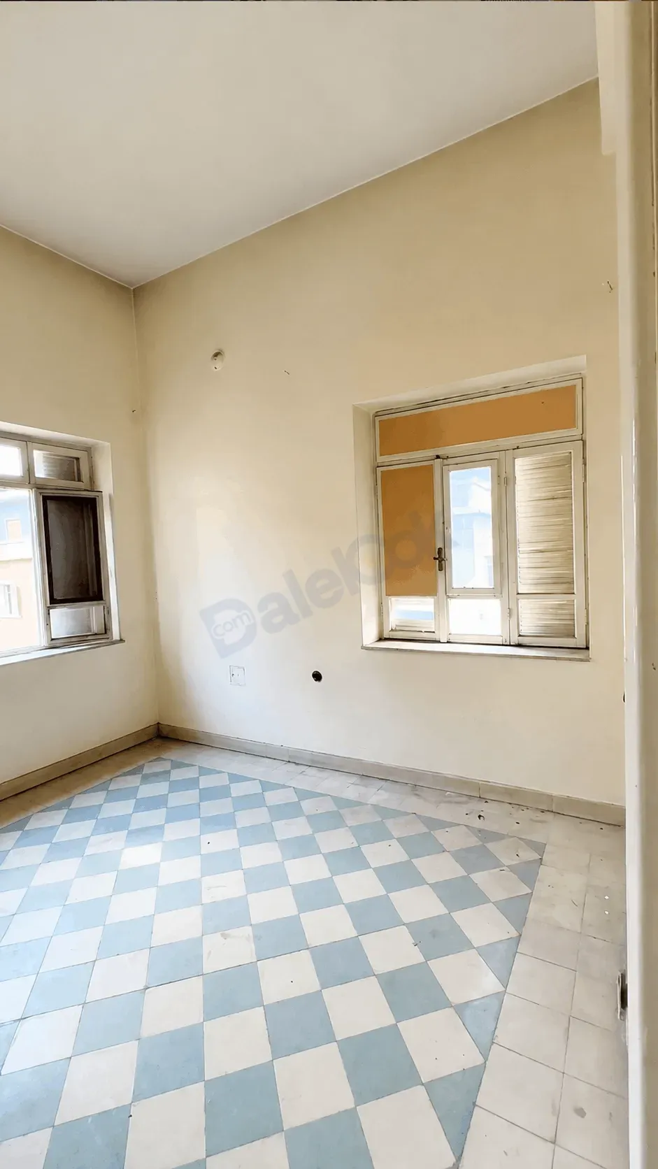 uploads/advertisements/images/للبيع_منزل_سكني_في_القصاع_برج_الروس__8_-1784996529156.webp