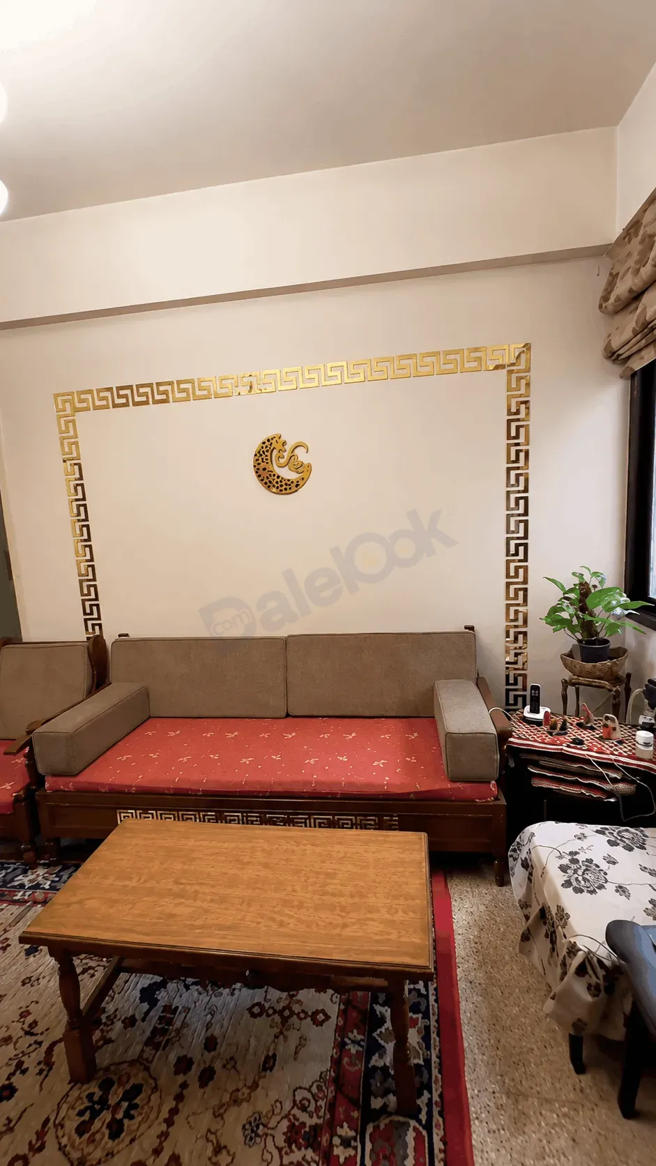 للبيع منزل سكني في القصاع شارع السوق الرئيسي