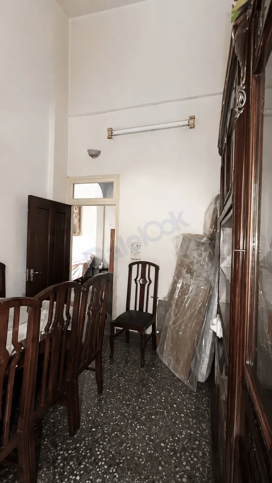 uploads/advertisements/images/للبيع_منزل_سكني_في_القصور__10_-1784835352204.webp