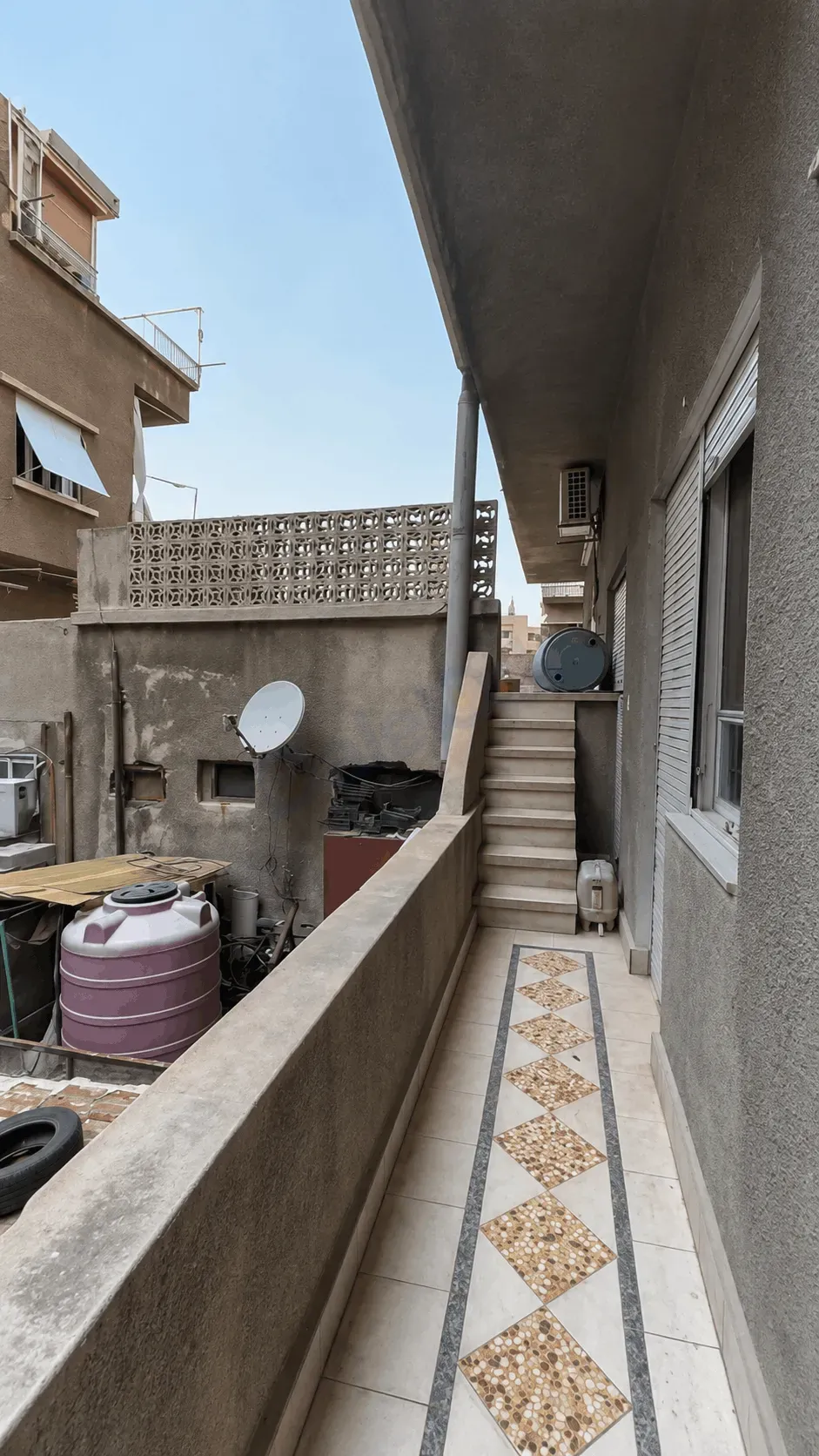 uploads/advertisements/images/للبيع_منزل_سكني_في_القصور__15_-1784835352205.webp