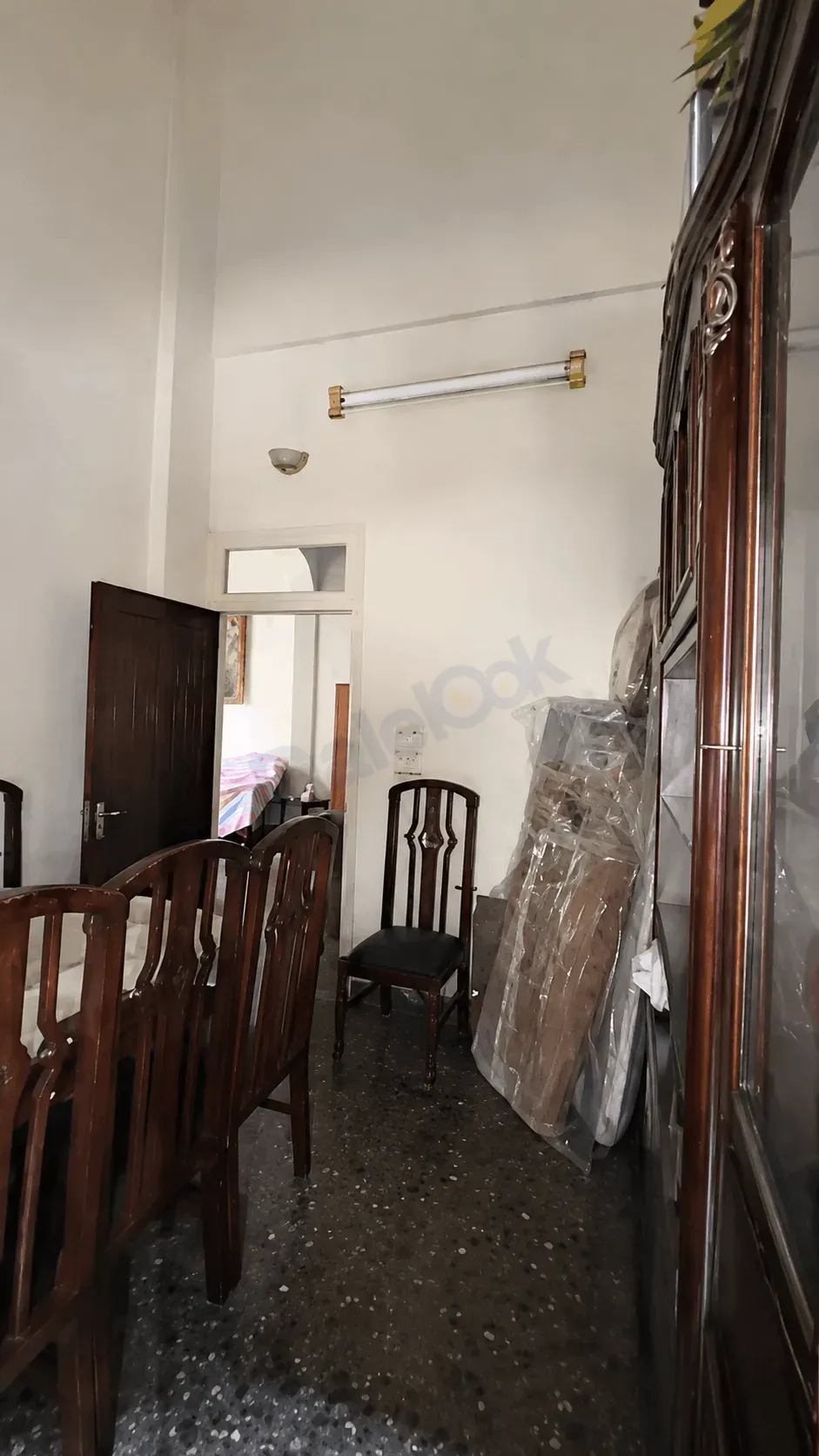 uploads/advertisements/images/للبيع_منزل_سكني_في_القصور__6_-1784835352202.webp