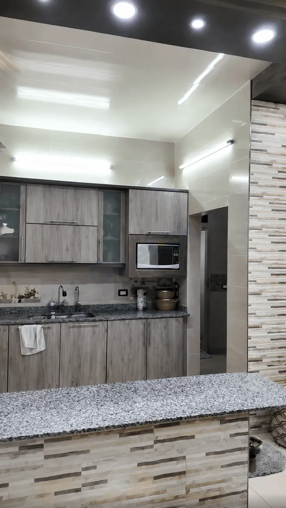 uploads/advertisements/images/للبيع_منزل_سكني_في_جديدة_عرطوز_السكن_الأول__4_-1785155795725.webp