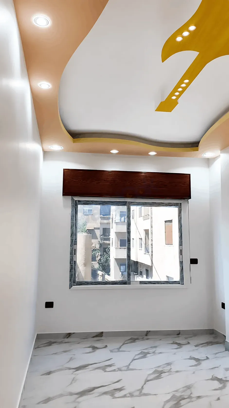 للبيع منزل في جديدة عرطوز البلد جانب أفران نور الشام